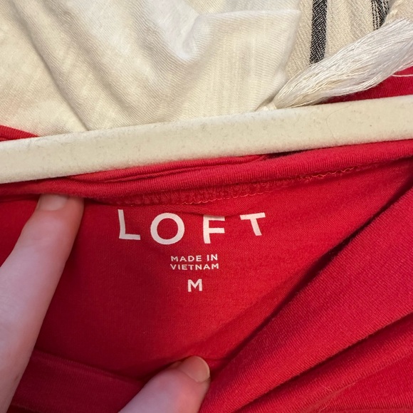 Red Off-Shoulder Top Loft - Picture 5 of 7